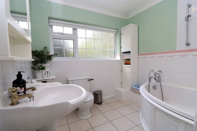 Bungalow for sale in Newton Road, Rushden, Northamptonshire