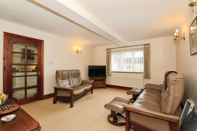 12, Adelaide Place, March photo 4
