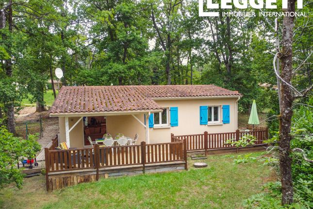 Thumbnail Villa for sale in Brossac, Charente, Nouvelle-Aquitaine