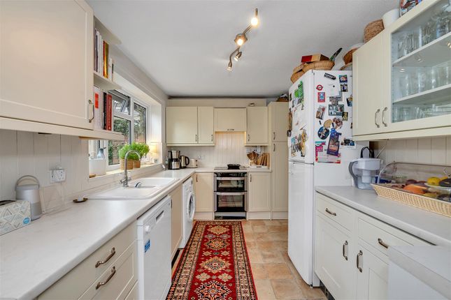 11, Conyers Way, Great Barton photo 4