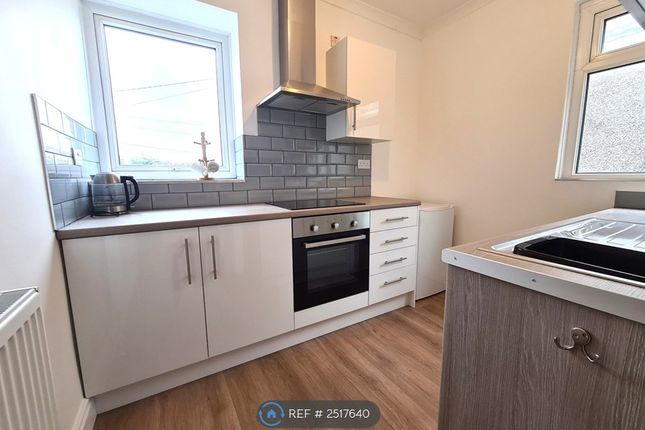 Thumbnail Flat to rent in Stanley Street, Llanelli