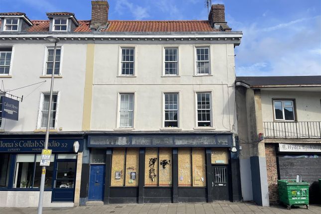 2-bed house on 33, Old Market Street, Bristol, £150,000