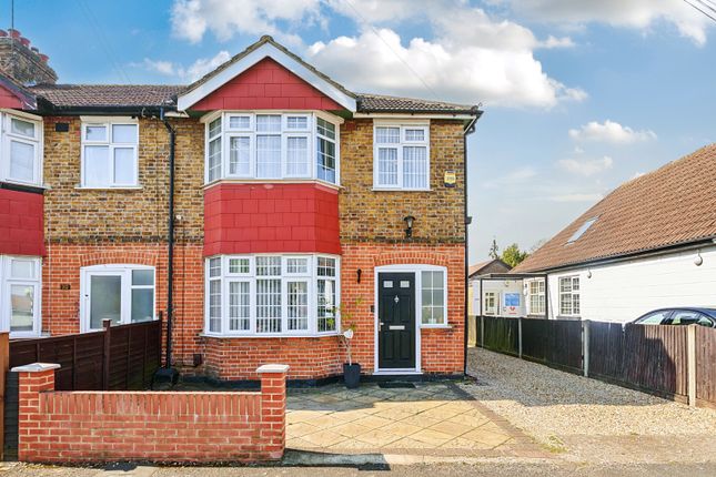 3-bed terraced on 200, Harlington Road, Middlesex, £585,000