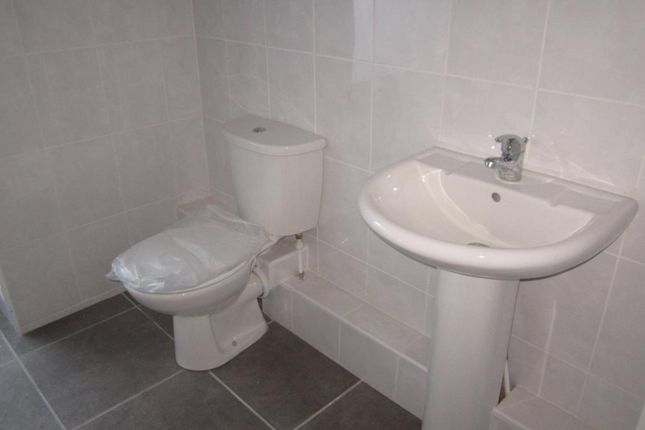 Flat 5, 11 Peel Road, Bootle photo 5