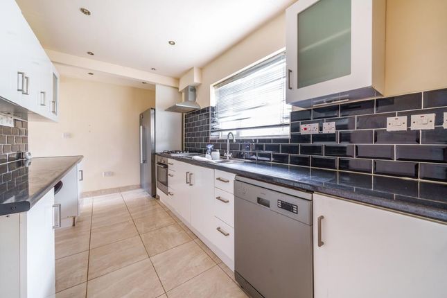 Terraced house for sale in Slough, Berkshire