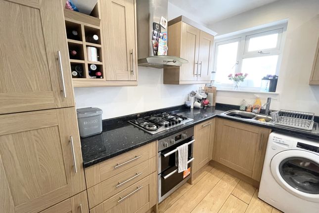 16, Wingate Avenue, Cleveleys photo 4