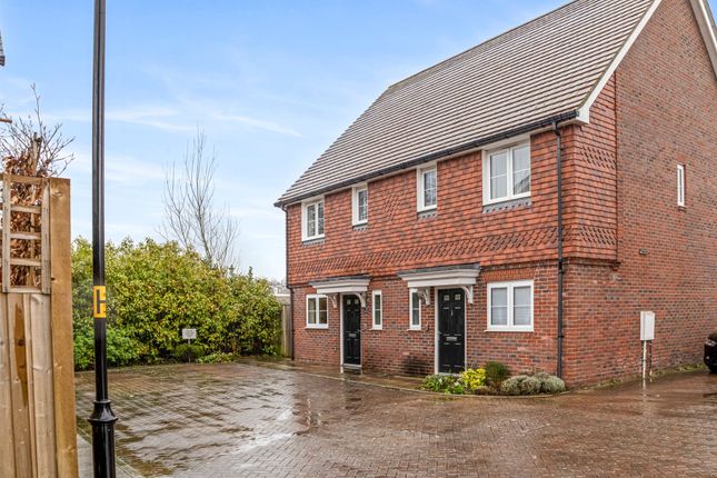 2-bed house on 7 Myrtle Close, Billingshurst, £390,000