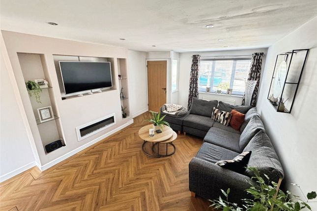 5, Homerton Close, Essex photo 4