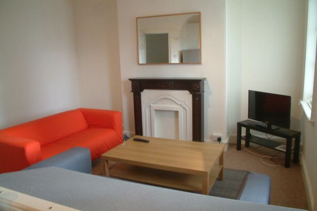 Room to rent in Room, High Street, Harrogate