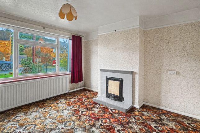 19 Ashfield Rise, Oakley, Buckinghamshire photo 3