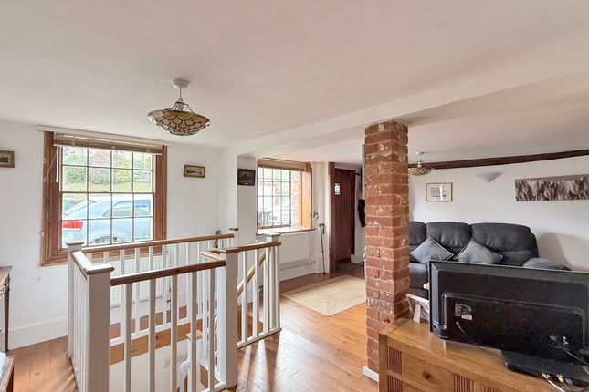12, Westbury Leigh, Westbury photo 3