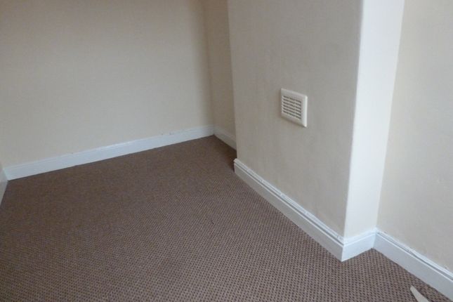 1, Edward Street, Wrexham photo 4