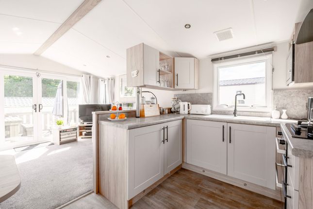 6a Rennie Hill, Cromer photo 2