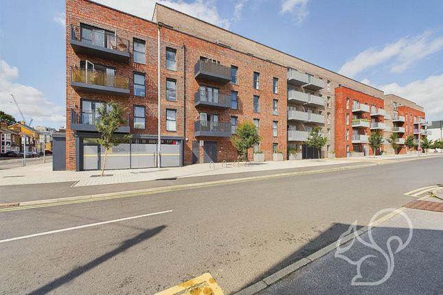 2-bed flat on 108 Regina Road, Chelmsford, £325,000