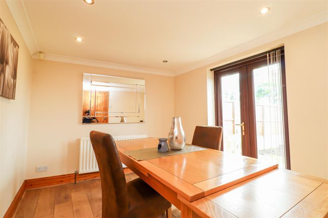 1, Birkwood Avenue, Sharlston Common photo 4