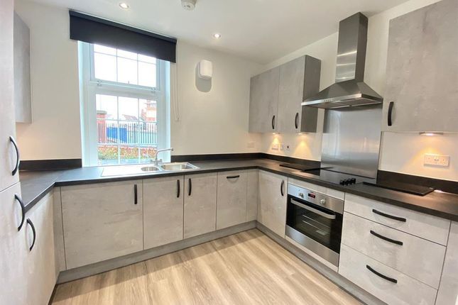 Flat 9, Constable House, Stourbridge photo 4