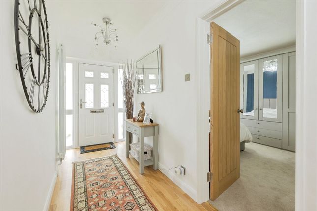 152, Avalon Road, Orpington photo 2