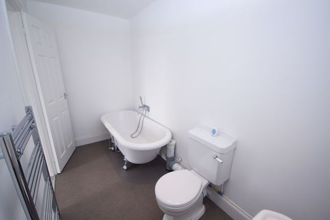 2 Battenburg Road - En Suite Bedroom One