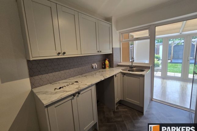 23, Fontwell Close, Calmore photo 3