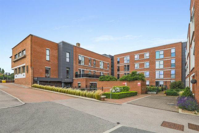 Flat for sale in Glenhills Court, Little Glen Road, Glen Parva, Leicester