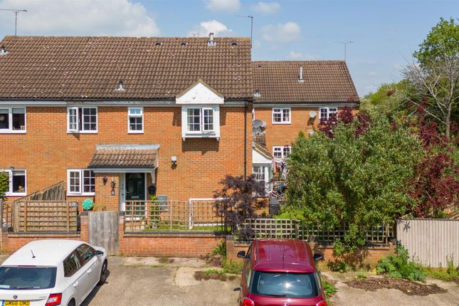 Thumbnail Terraced house for sale in Stratford Drive, Aylesbury, Buckinghamshire
