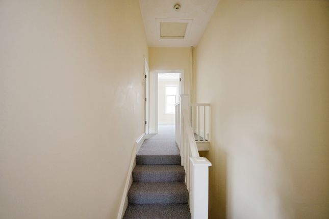 Flat for sale in Lucas Avenue, London