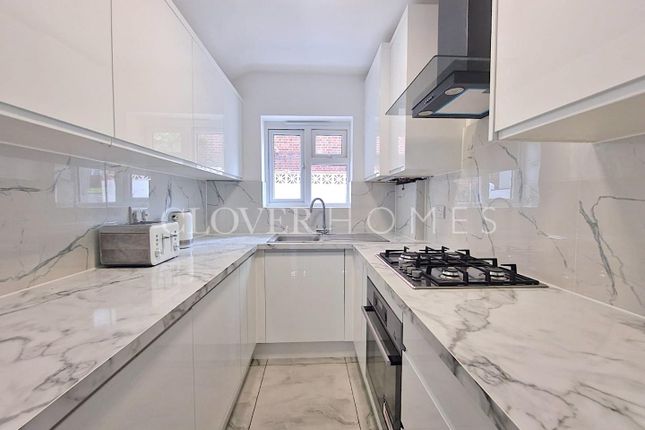 Thumbnail End terrace house to rent in Hillside Grove, London