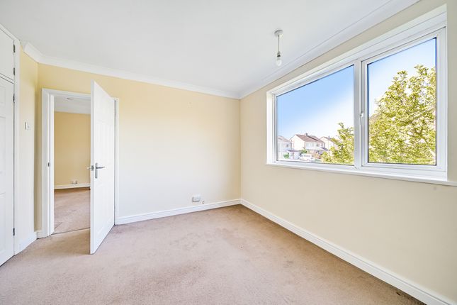 Flat for sale in Essex Drive, Taunton