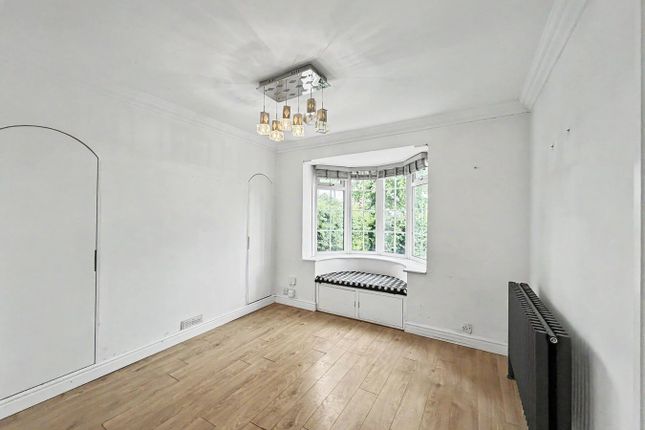 21, Crescent Road, Alderley Edge photo 4