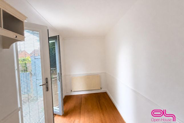 110, Richmond Drive, Leigh photo 5