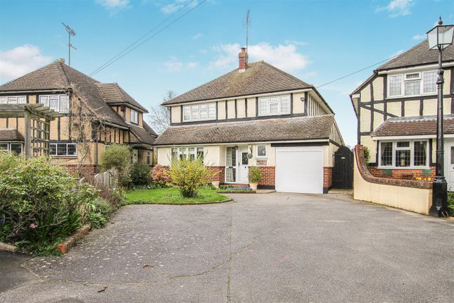 Detached house for sale in Moat Close (Off Church Lane), Doddinghurst, Brentwood