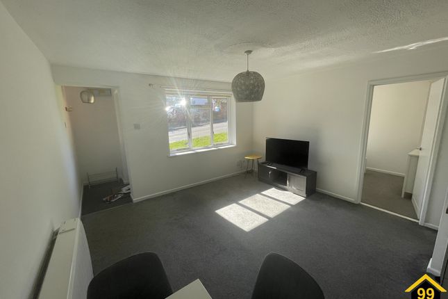 4, West Hill House, Hednesford photo 2