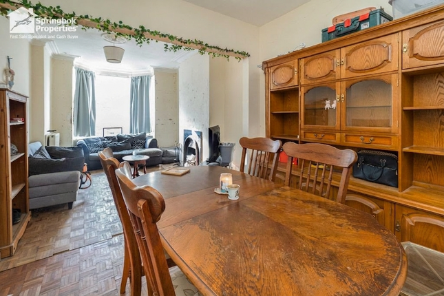 28, Fairfield Road, Bridlington photo 3