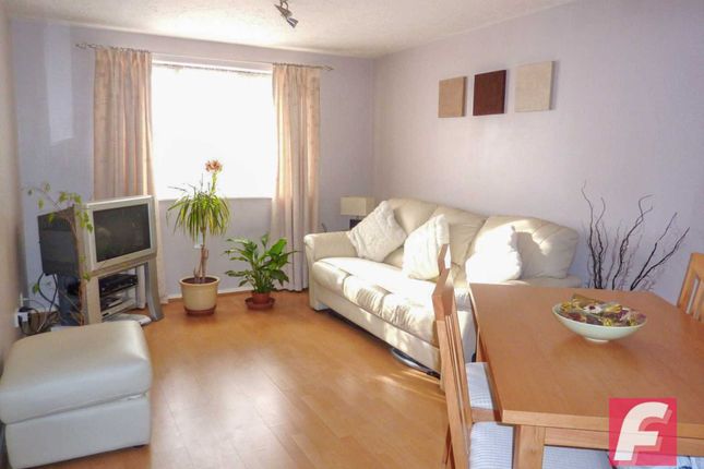 Thumbnail Flat to rent in Chiswell Court, North Watford