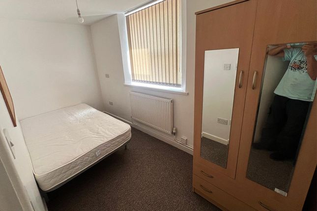 80B, Oxford Street, Swansea photo 5