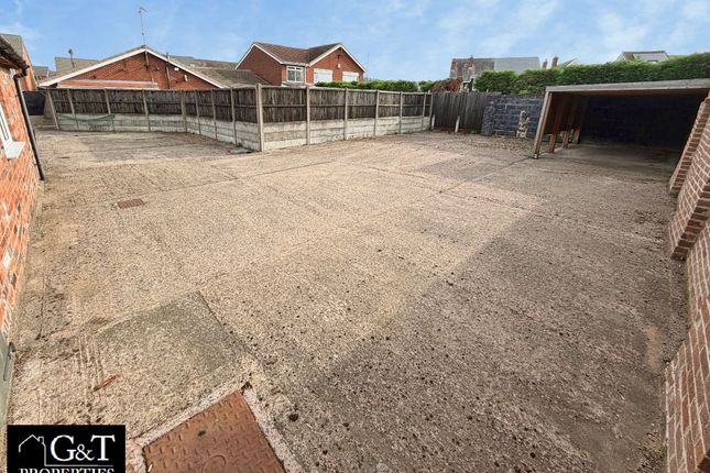 65 Northfield Road, Dudley photo 2