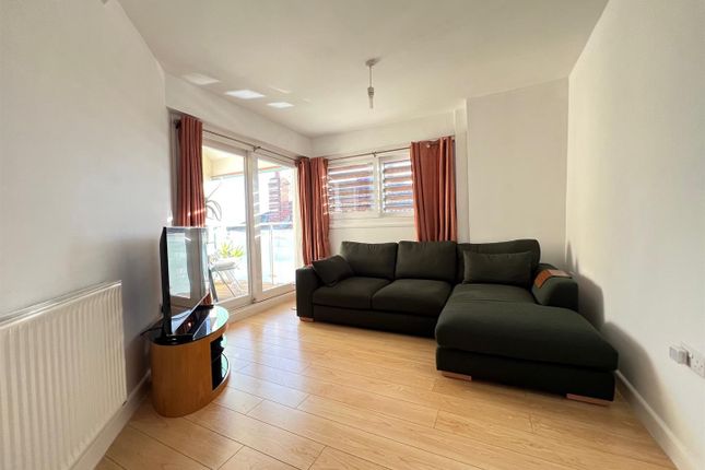 Flat 7 Barry House, Elmleigh Road, Bristol photo 2