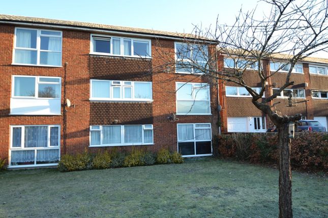 Thumbnail Flat for sale in The Twitchell, Baldock