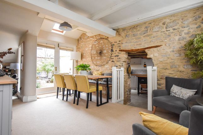 Lantern Cottage, 2 Bridge Street, Stamford photo 2