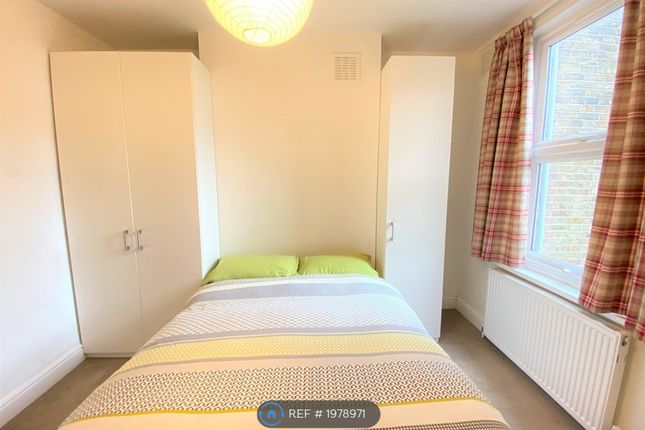 Flat to rent in Bawdale Road, London