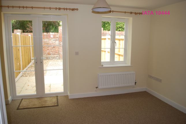 9 Catleys Court, Southbroom Road, Devizes photo 3