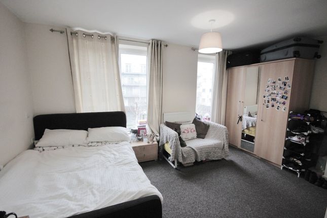 Town house to rent in Shoreham Street, Sheffield