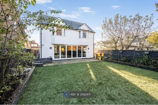 Brier Lea, Lower Kingswood, Tadworth photo 3
