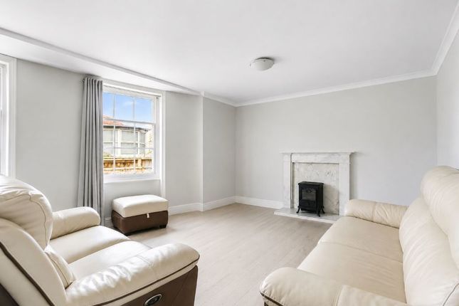 Flat 11 Northumberland Court, Marine Parade, Brighton photo 3