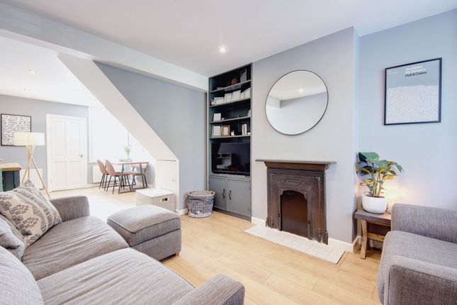 Thumbnail Terraced house for sale in Victoria Road, Bushey