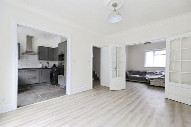 64, Tomkinson Drive, Kidderminster photo 4