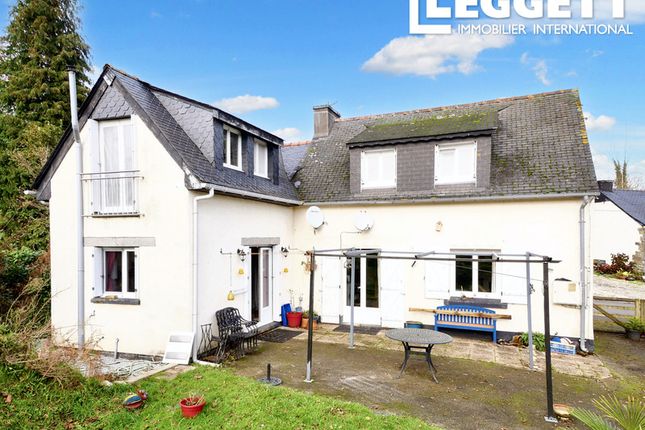 Villa for sale in Landeleau, Finistère, Bretagne