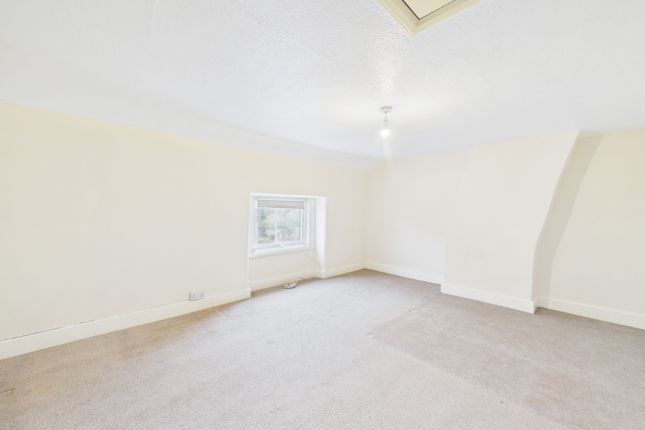 44A, High Street, Stonehouse photo 3