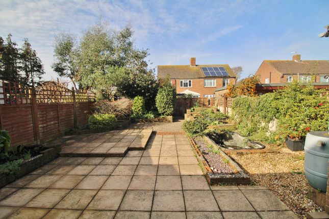 19, Ilex Walk, Hayling Island photo 4