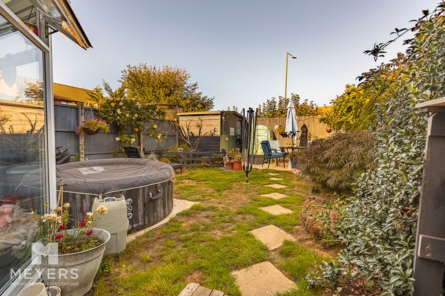 11, Chickerell Close, Bournemouth photo 4